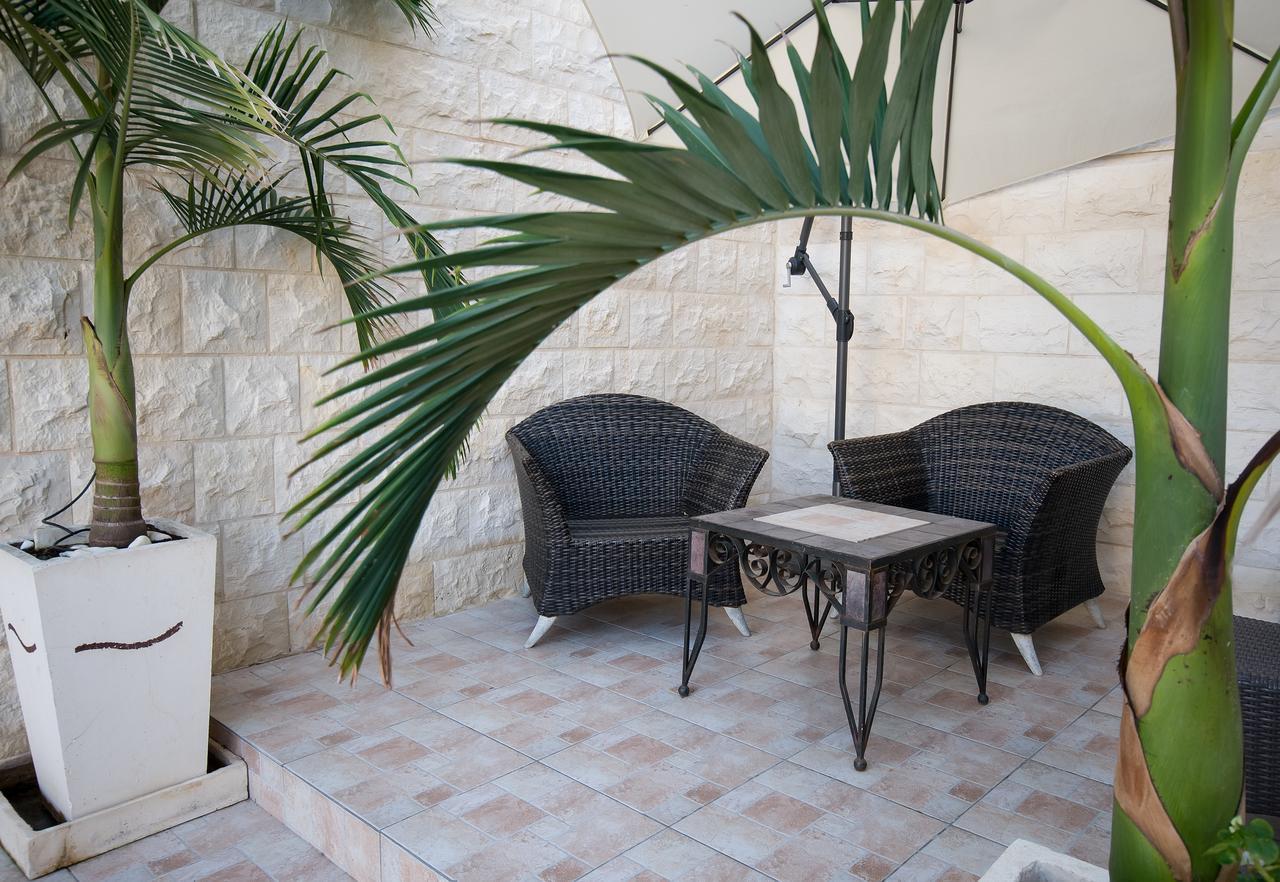 Casa De Aharon Apartments Haïfa Extérieur photo